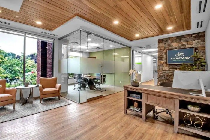 Contemporary Real Estate Office Design